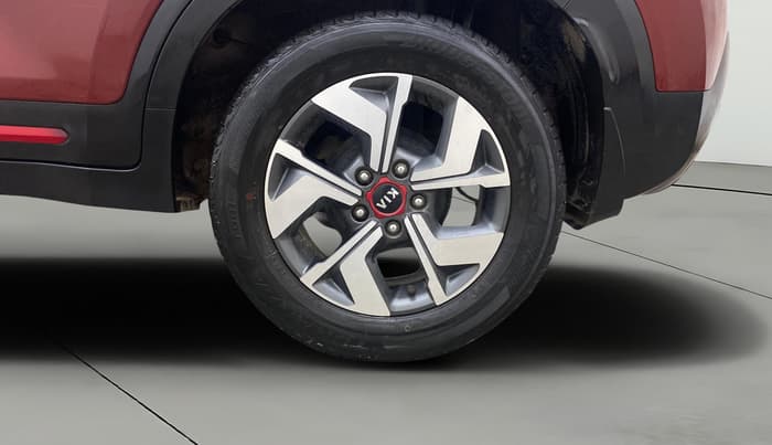 2021 KIA SONET GTX PLUS 1.5 AT, Diesel, Automatic, 94,312 km, Left Rear Wheel