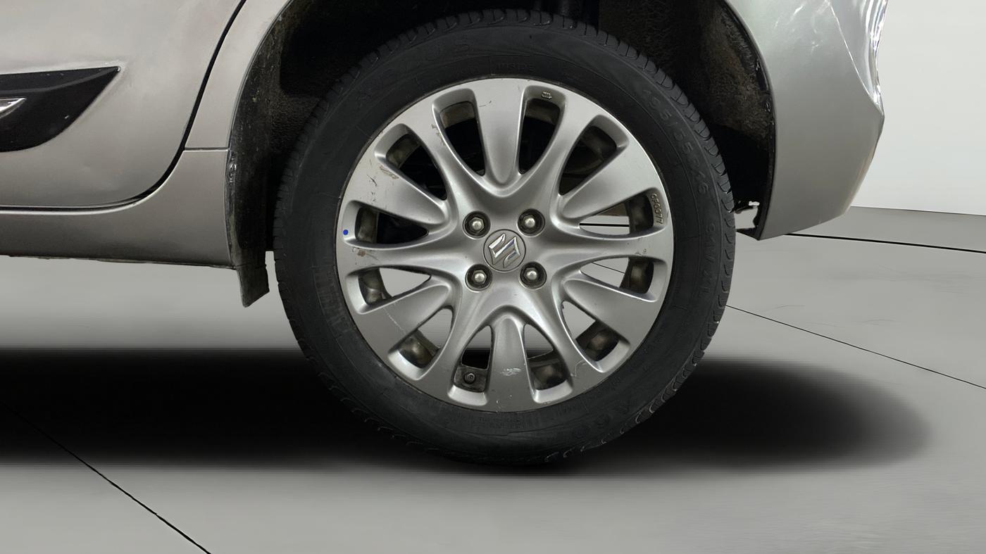 2017 Maruti Baleno ZETA PETROL 1.2, Petrol, Manual, 55,521 km, Left Rear Wheel