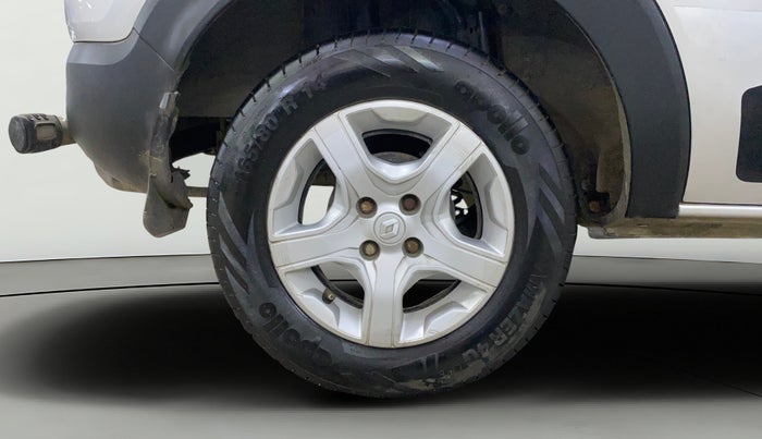 2022 Renault TRIBER RXT, Petrol, Manual, 48,965 km, Right Rear Wheel