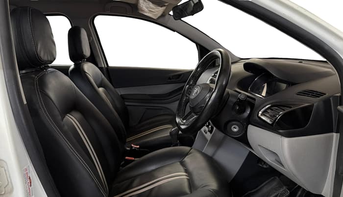 2022 Tata Tiago XT CNG, CNG, Manual, 56,191 km, Right Side Front Door Cabin