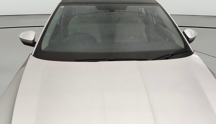 2021 Skoda Superb L&K 2.0 TSI AT, Petrol, Automatic, 43,942 km, Front Windshield