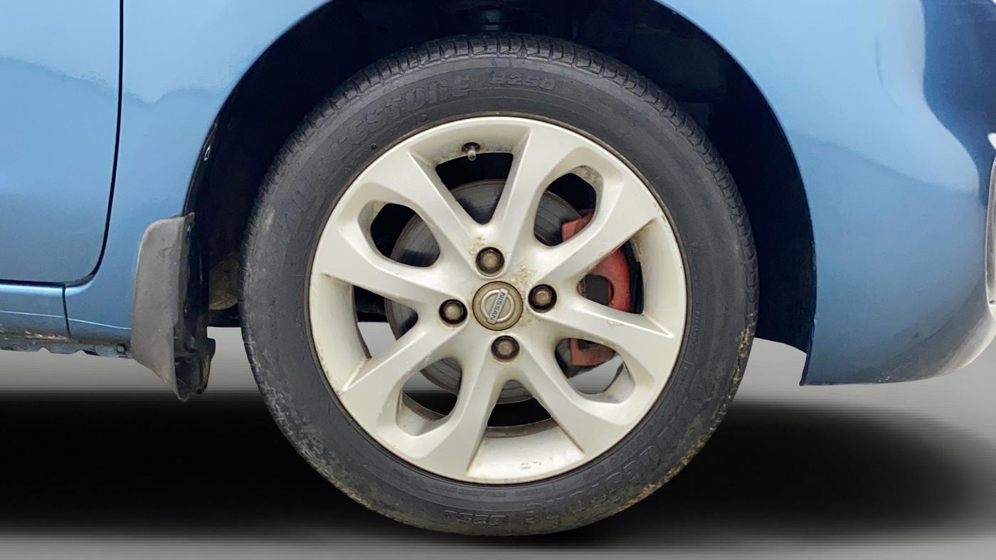 2014 Nissan Micra XV CVT, Petrol, Automatic, 17,811 km, Right Front Wheel