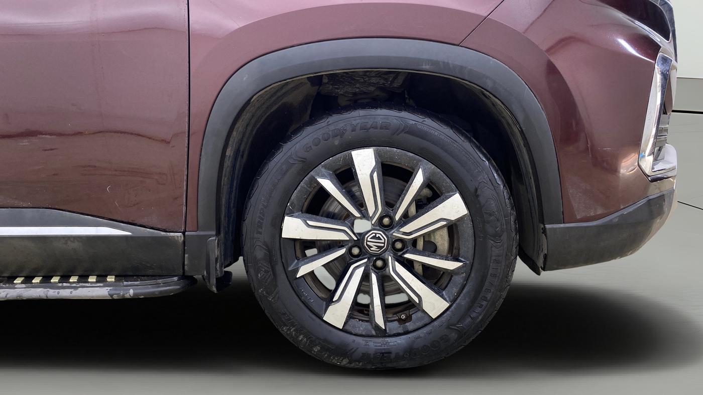 2019 MG HECTOR SHARP 1.5 DCT PETROL, Petrol, Automatic, 64,137 km, Right Front Wheel