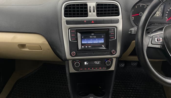 2016 Volkswagen Ameo HIGHLINE1.2L, Petrol, Manual, 40,059 km, Air Conditioner