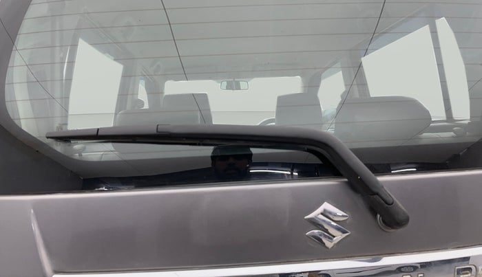 2017 Maruti Wagon R 1.0 VXI, Petrol, Manual, 73,694 km, Rear Wiper