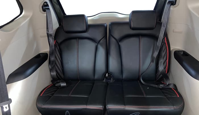 2022 Renault TRIBER RXT LIMITED EDITION AMT, Petrol, Automatic, 47,546 km, Third Seat Row ( optional )