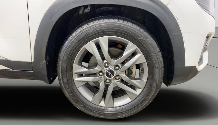 2021 KIA SELTOS HTX 1.5 PETROL, Petrol, Manual, 50,070 km, Right Front Wheel