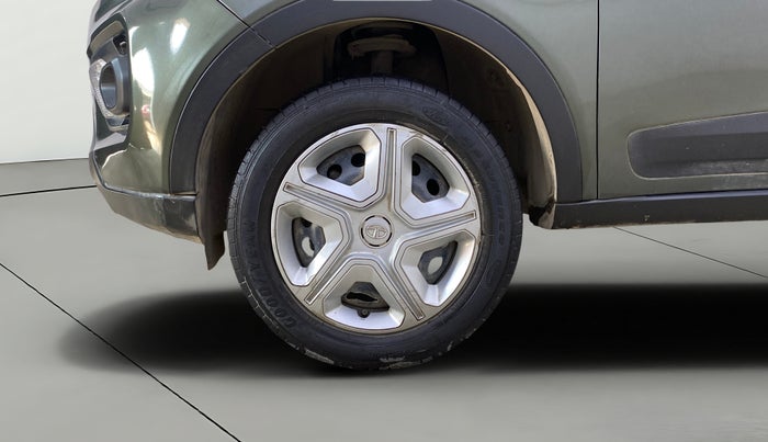 2021 Tata NEXON XM SUNROOF PETROL, Petrol, Manual, 65,781 km, Left Front Wheel