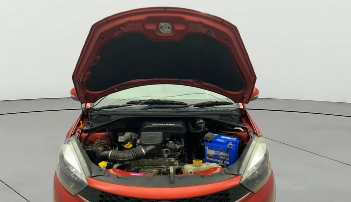2017 Tata TIGOR XZ (O) PETROL, Petrol, Manual, 50,477 km, Open Bonet