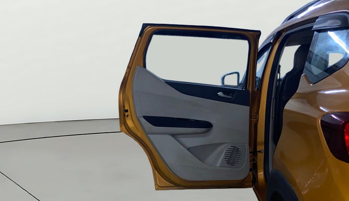 2019 Renault TRIBER RXZ, Petrol, Manual, 33,982 km, LHS Rear Door