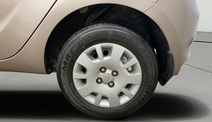 2013 Hyundai i20 MAGNA 1.2, Petrol, Manual, 66,737 km, Left Rear Wheel