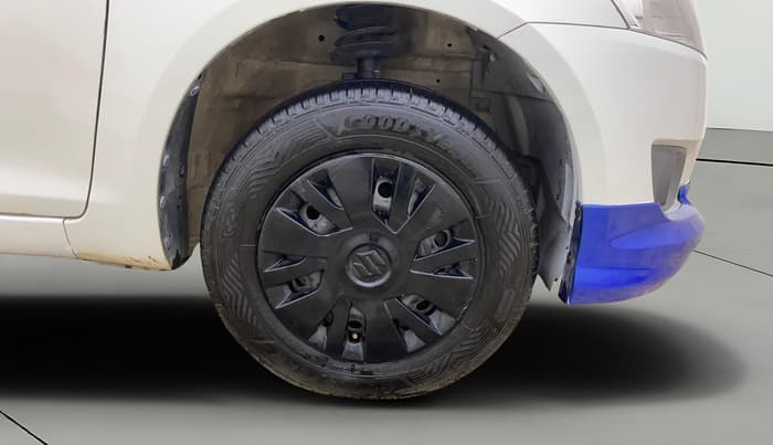 2013 Maruti Swift VXI, Petrol, Manual, 44,681 km, Right Front Wheel