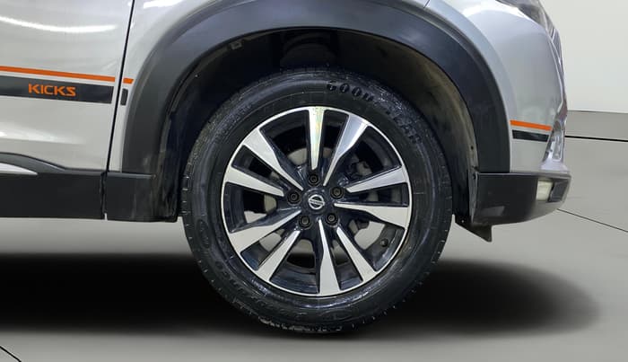 2019 Nissan Kicks XV DIESEL, Diesel, Manual, 67,604 km, Right Front Wheel