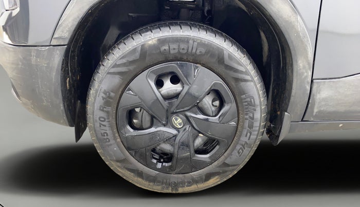 2021 Tata PUNCH ADVENTURE AMT, Petrol, Automatic, 10,008 km, Left Front Wheel