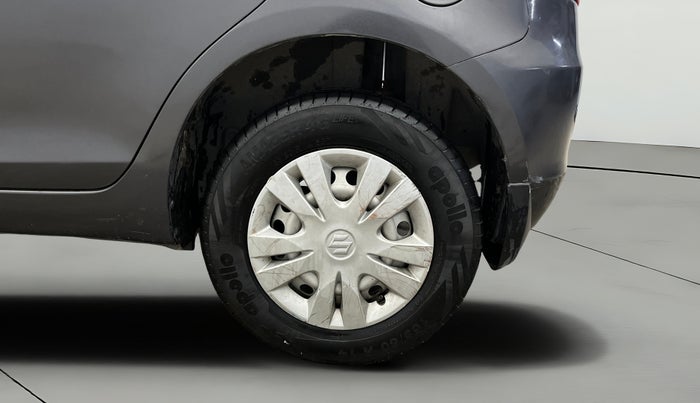 2016 Maruti Swift LXI (O), Petrol, Manual, 71,822 km, Left Rear Wheel