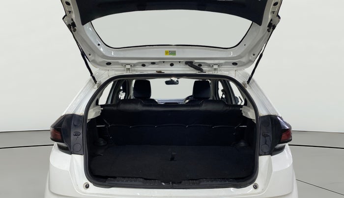 2024 Tata ALTROZ XE CNG, CNG, Manual, 17,614 km, Boot Open Zoomed View