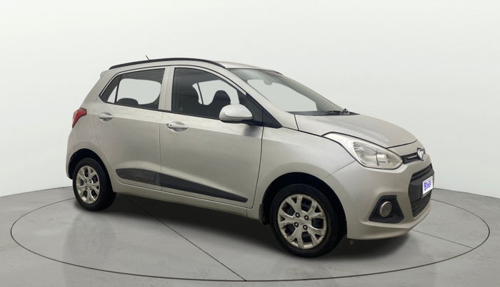 2013 Hyundai Grand i10 SPORTZ AT 1.2 KAPPA VTVT, Petrol, Automatic, 1,02,760 km, Right Front Diagonal
