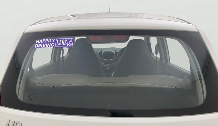 2015 Hyundai i10 MAGNA 1.1, CNG, Manual, 1,23,243 km, Rear Windshield