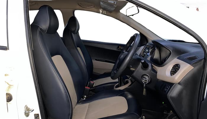2015 Hyundai Grand i10 MAGNA 1.2 KAPPA VTVT, Petrol, Manual, 14,521 km, Right Side Front Door Cabin
