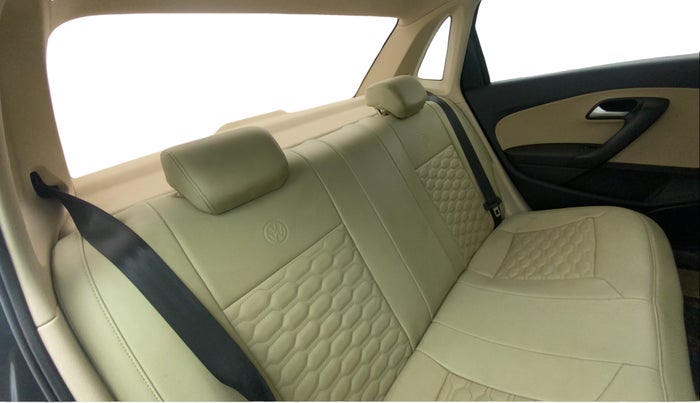 2017 Volkswagen Ameo HIGHLINE PLUS 1.0L 16 ALLOY, Petrol, Manual, 69,025 km, Right Side Rear Door Cabin