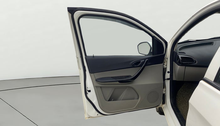2018 Tata Tiago XT PETROL, Petrol, Manual, 58,410 km, LHS Front Door