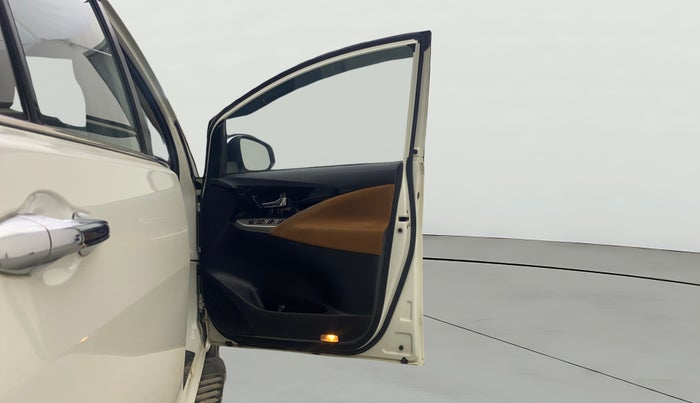 2016 Toyota Innova Crysta 2.7 ZX AT 7 STR, Petrol, Automatic, 51,020 km, RHS Front Door