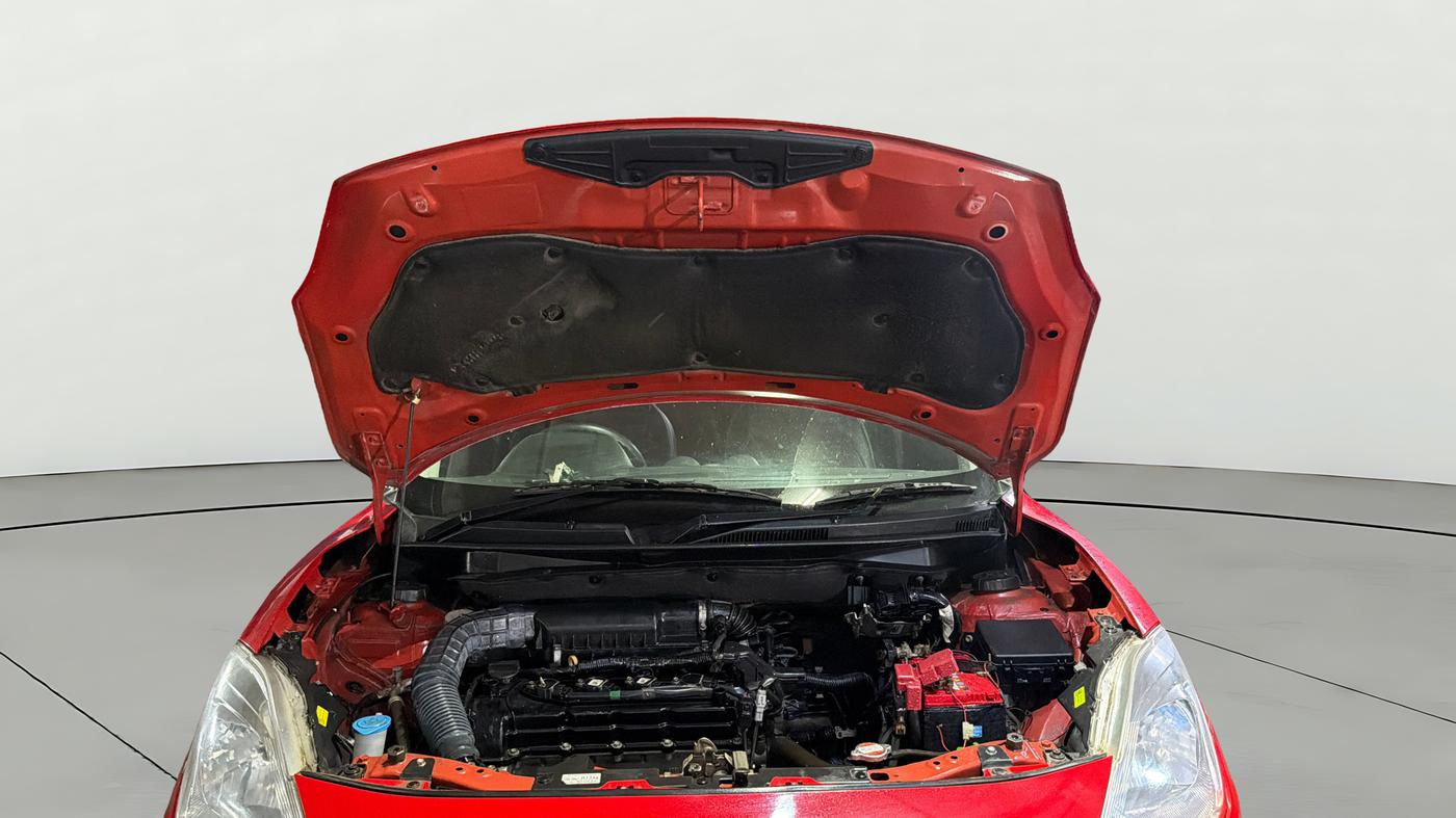 2018 Maruti Swift LXI, Petrol, Manual, 64,177 km, Open Bonet