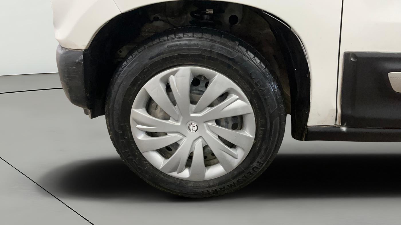 2023 Maruti S PRESSO VXI (O) AMT, Petrol, Automatic, 22,746 km, Left Front Wheel