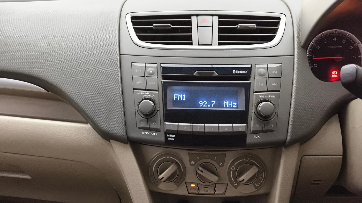 2016 Maruti Ertiga VXI AT, Petrol, Automatic, 1,17,083 km, Air Conditioner