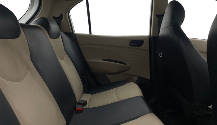 2022 Hyundai NEW SANTRO MAGNA, Petrol, Manual, 37,008 km, Right Side Rear Door Cabin