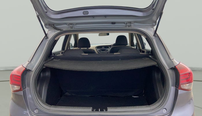 2020 Hyundai Elite i20 MAGNA PLUS 1.2, Petrol, Manual, 70,307 km, Boot Open Zoomed View