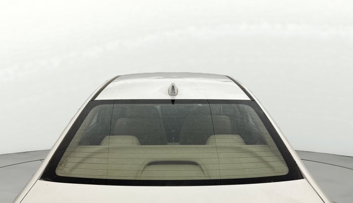 2015 Honda City 1.5L I-VTEC V MT, Petrol, Manual, 1,19,495 km, Rear Windshield