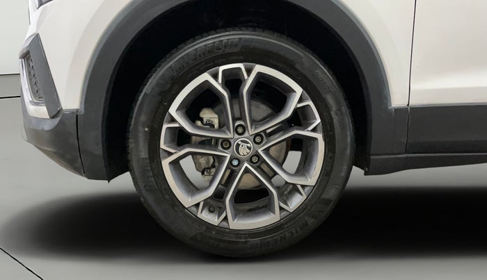 2023 Skoda KUSHAQ STYLE 1.5L TSI DSG (6 AIRBAGS), Petrol, Automatic, 26,315 km, Left Front Wheel