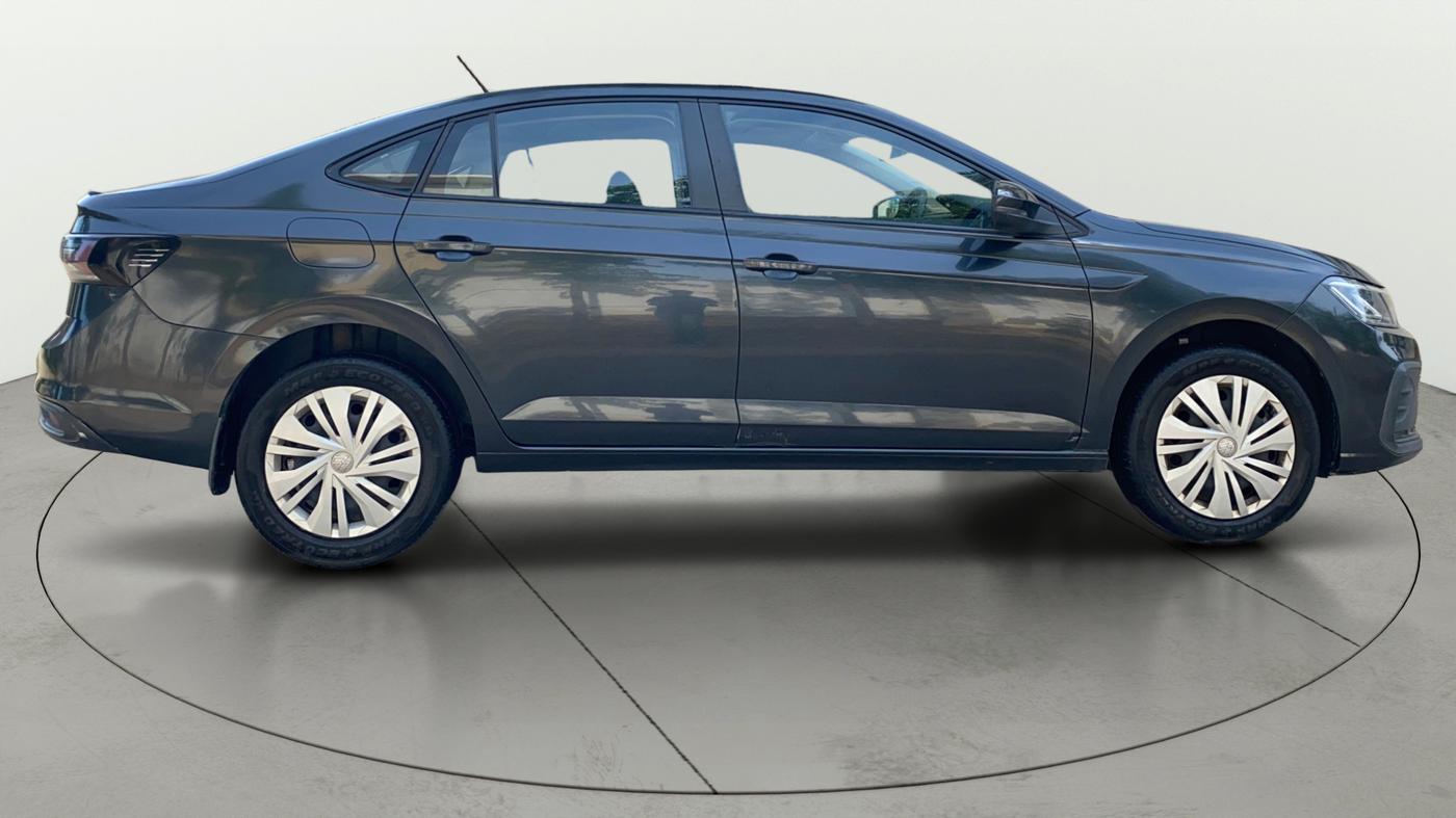 2023 Volkswagen VIRTUS COMFORTLINE TSI 1.0 MT, Petrol, Manual, 40,349 km, Right Side View