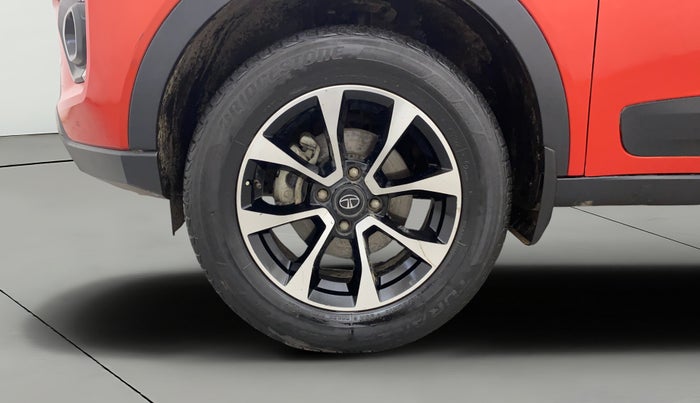 2020 Tata NEXON XZA PLUS PETROL, Petrol, Automatic, 74,876 km, Left Front Wheel