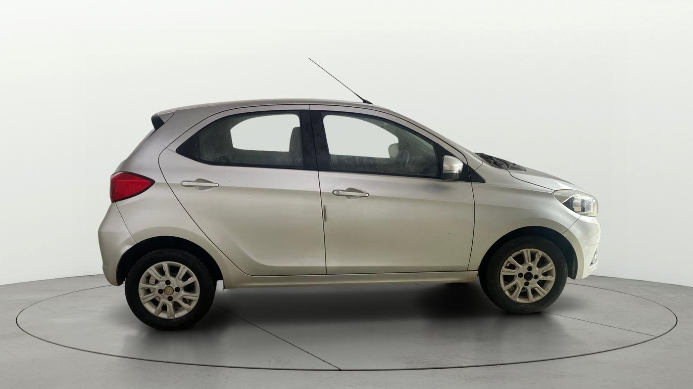 2016 Tata Tiago XZ PETROL, Petrol, Manual, 39,177 km, Right Side View