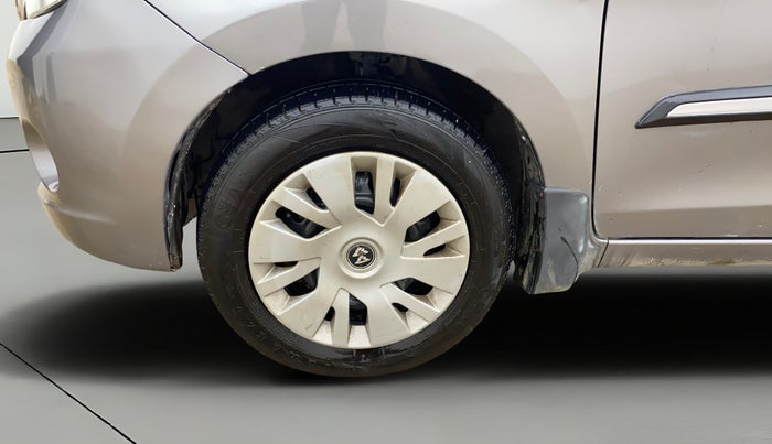 2016 Maruti Celerio VXI, Petrol, Manual, 80,243 km, Left Front Wheel