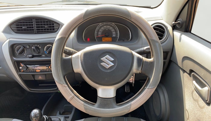 2016 Maruti Alto 800 LXI, Petrol, Manual, 1,28,317 km, Steering Wheel Close Up