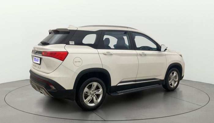 2022 MG HECTOR SHINE 1.5 PETROL TURBO CVT, Petrol, Automatic, 18,129 km, Right Back Diagonal