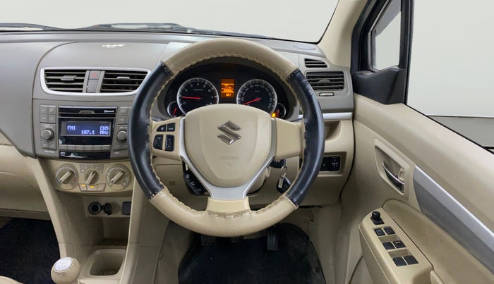 2016 Maruti Ertiga VXI CNG, CNG, Manual, 69,392 km, Steering Wheel Close Up