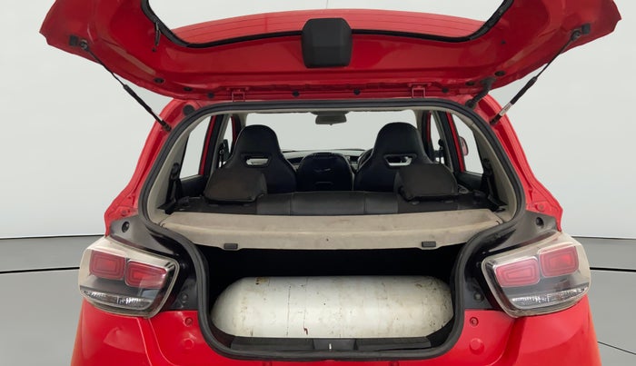 2018 Mahindra KUV 100 NXT K8 P 6 STR, CNG, Manual, 47,875 km, Boot Open Zoomed View