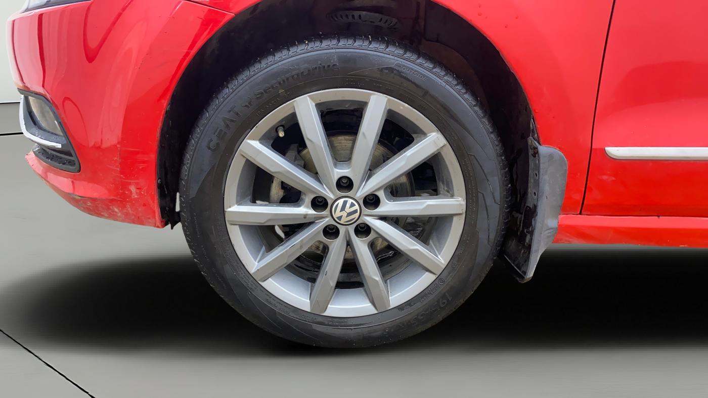 2019 Volkswagen Polo HIGHLINE PLUS 1.0 16 ALLOY, Petrol, Manual, 70,490 km, Left Front Wheel
