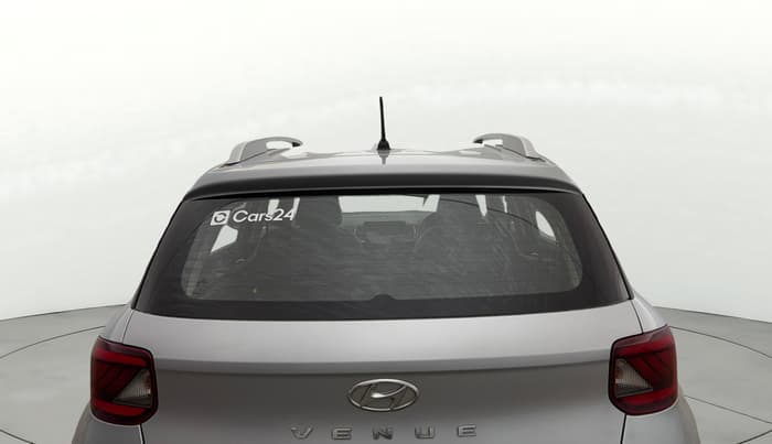 2020 Hyundai VENUE S 1.2, Petrol, Manual, 25,007 km, Rear Windshield