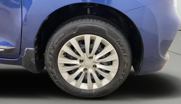 2021 Maruti Baleno DELTA PETROL 1.2, Petrol, Manual, 38,859 km, Right Front Wheel