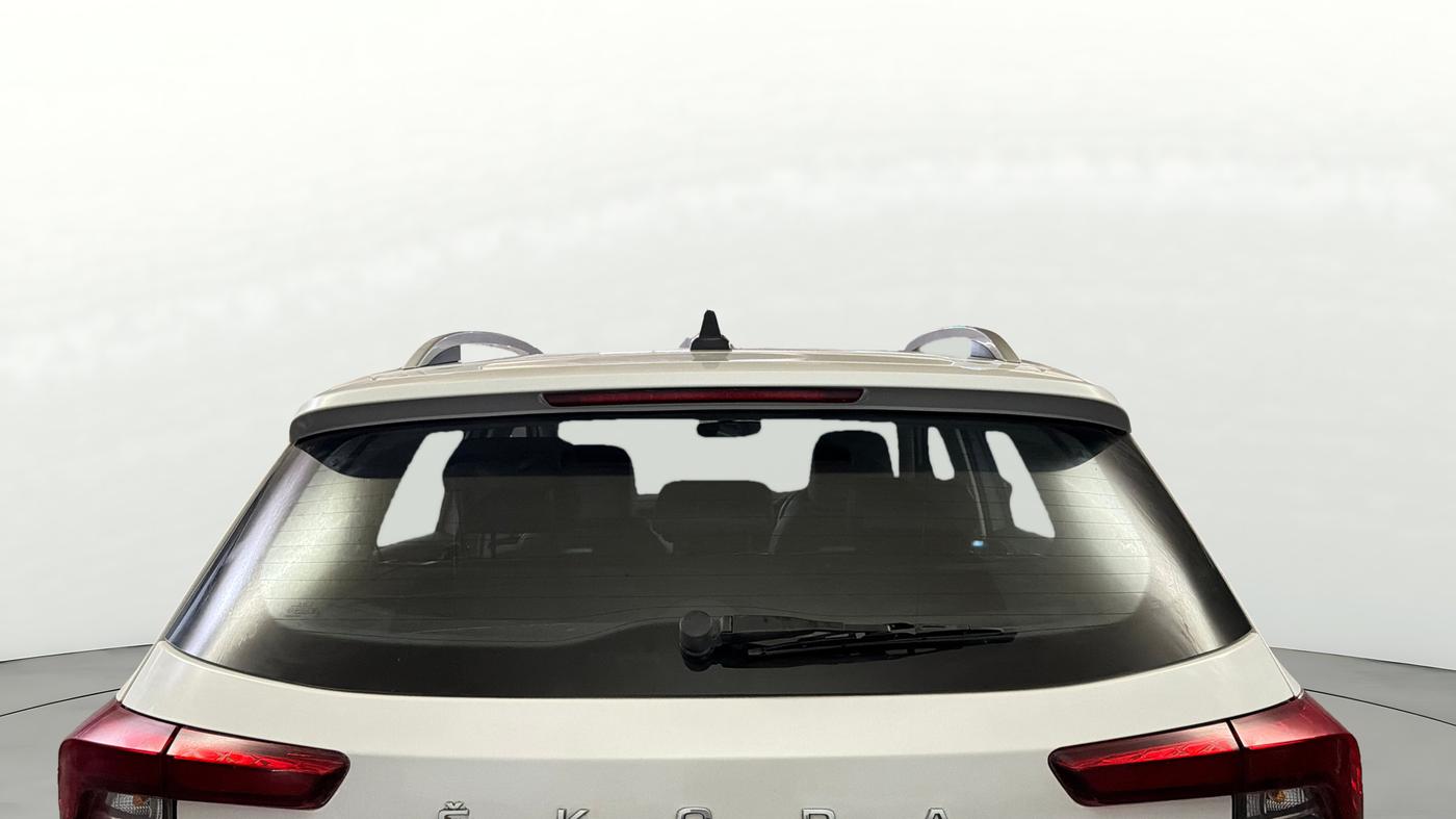 2021 Skoda KUSHAQ STYLE 1.0L TSI AT, Petrol, Automatic, 59,718 km, Rear Windshield