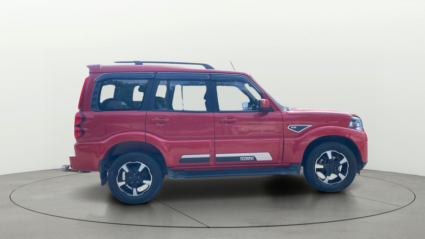 2024 Mahindra SCORPIO CLASSIC S11 7STR, Diesel, Manual, 38,933 km, Right Side View