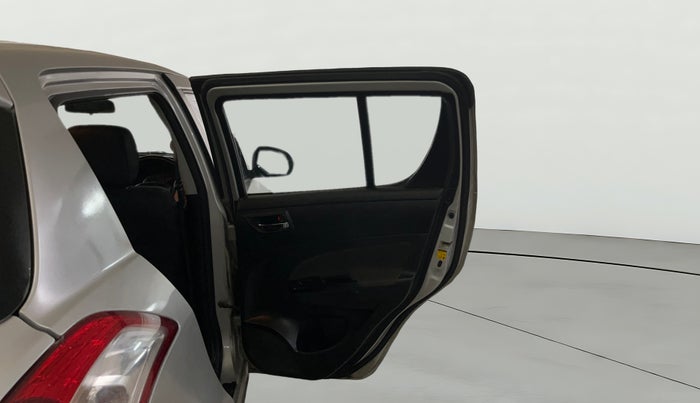 2016 Maruti Swift VXI, Petrol, Manual, 39,629 km, RHS Rear Door