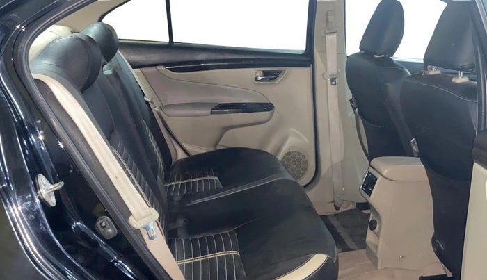 2017 Maruti Ciaz ZDI SHVS, Diesel, Manual, 64,319 km, Right Side Rear Door Cabin