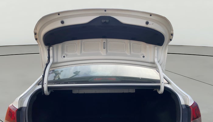 2018 Hyundai Verna 1.6 VTVT SX, Petrol, Manual, 50,169 km, Boot Door Open