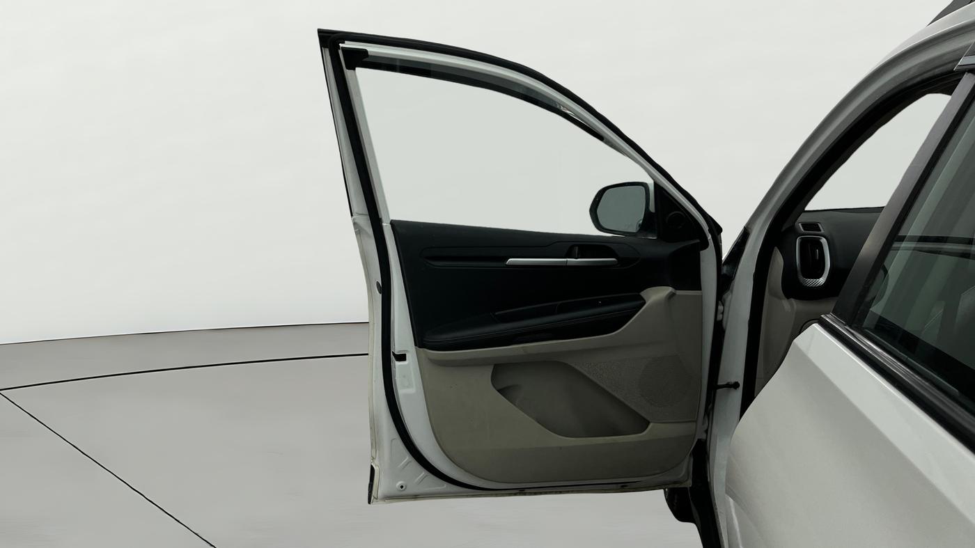 2021 KIA SONET HTX 1.5, Diesel, Manual, 70,806 km, LHS Front Door